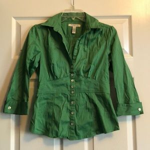 Banana Republic cute green top!